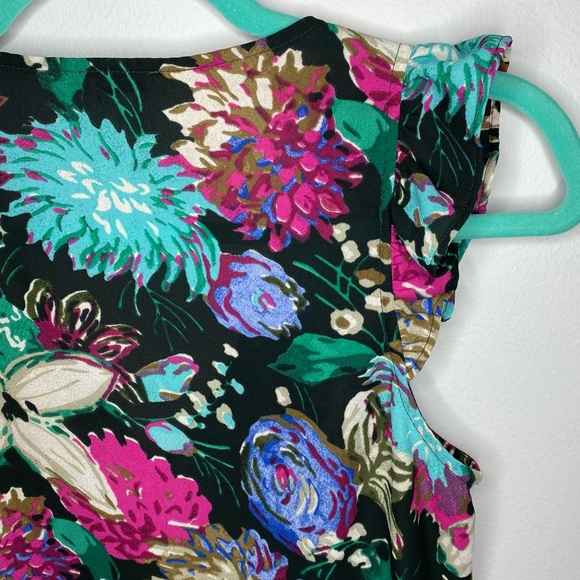 Vintage J. Crew Black Floral Print V-Neck Flutter Sleeve Tank Top Blouse - Picture 7 of 9